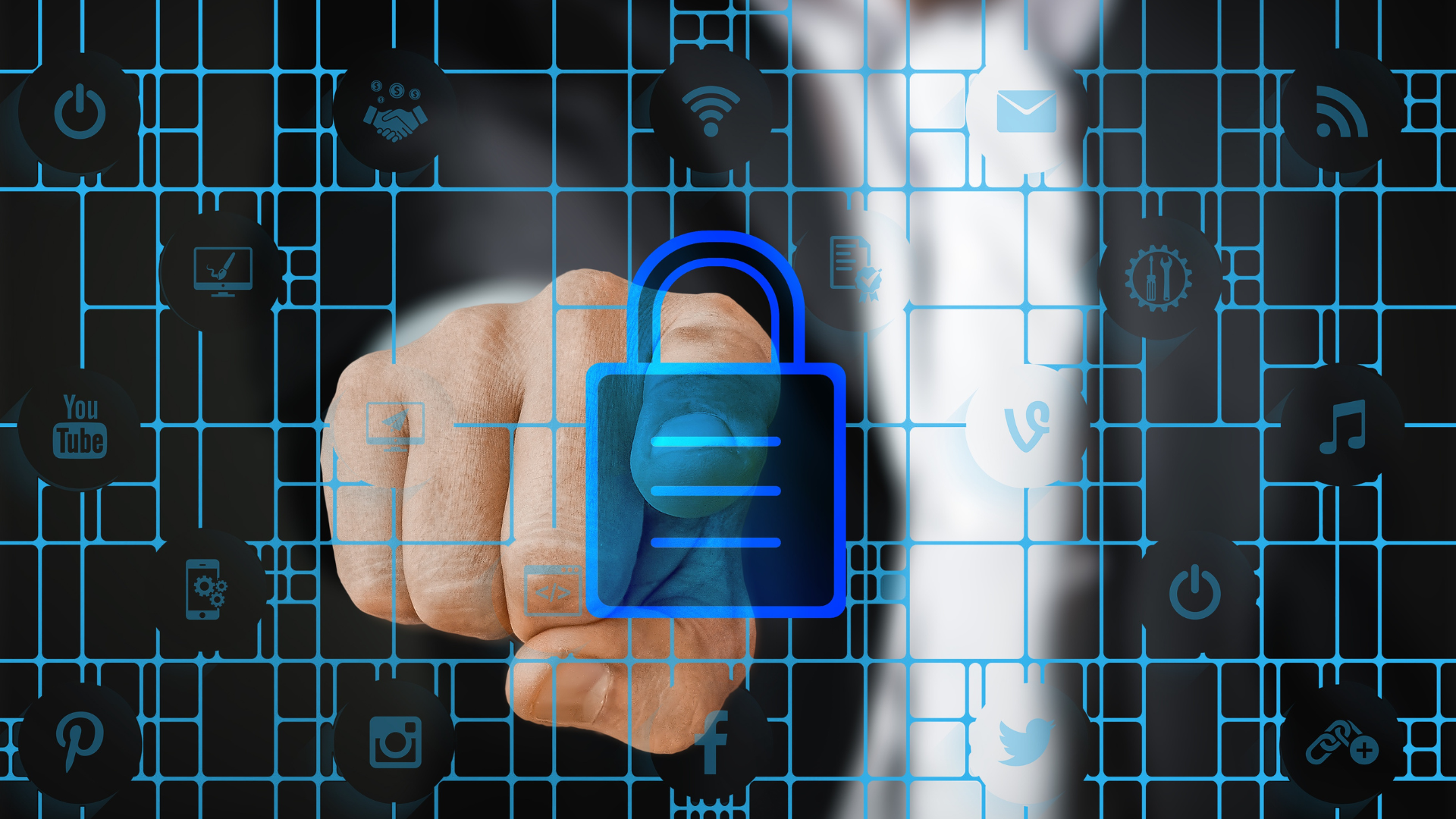 Bitdefender Secure & Secure Plus: IT-Sicherheit für KMU & Kanzleien im ...